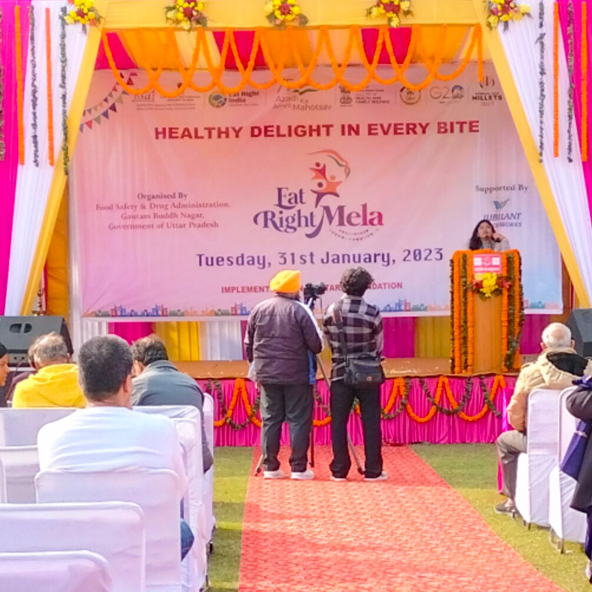 onceagainmillet's tweet photo. Glimpse of the Eat Right Mela organised by @fssaiindia
@Nayaatara_FN 
Loved the response of people towards our sprouted millet products @IYM2023
Check out the entire range at https://t.co/1nOurj5ZcZ

#YearOfMillets #IYM2023 #EatRight #OnceAgainMillets https://t.co/NFJRmKvHKg