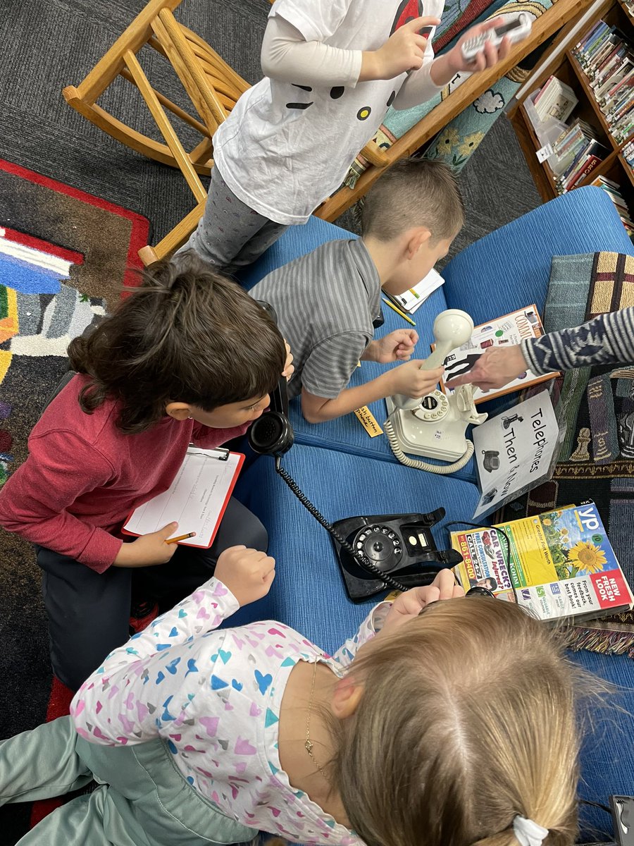 sbutleross's tweet photo. Tech Now and Then KISD Traveling Museum engaging students with on hands experiences @ParkGlenES @KellerISD @KellerLibraries #kellerlibraries https://t.co/b8PzSHTZ0p