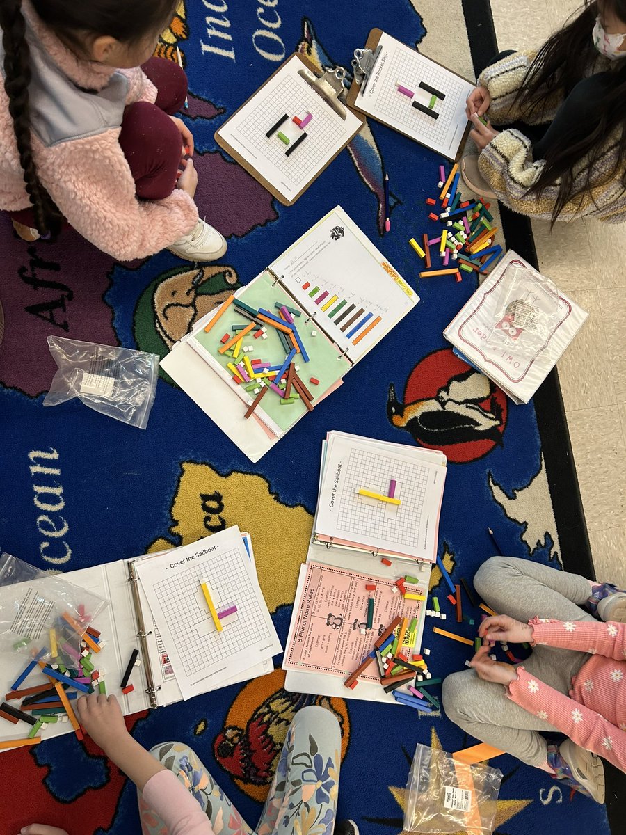 This tri-teach group worked collaboratively exploring area this morning. Go 3D/Chu!! #cuisenairerods #mathisfun <a href="/3Chu_VO/">Heather Chu</a> <a href="/VinsonOwenOwls/">Vinson-Owen School</a> <a href="/JulieMcelaney/">Julie McElaney-Gorman</a>