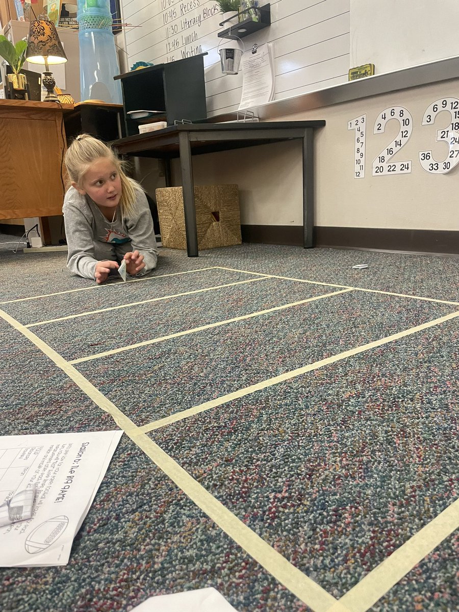 Renick_Class's tweet photo. Using our knowledge of geometry, angles and measurement to gear up for the Super Bowl. Great Super Bowl Friday in our class today! #tcemath https://t.co/CpthynA2oR