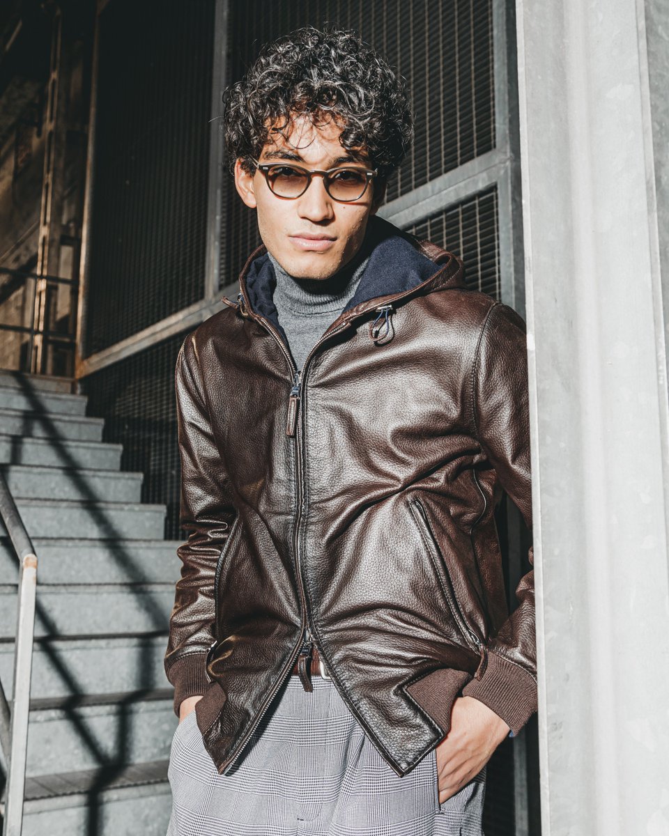 SwissFashionAG's tweet image. Stand out from the crowd with our unique and one-of-a-kind leather jackets.
THE JACK LEATHERS

#thejackleathers #leatherjackets #leathercollection #agency #casualwear #menswear #switzerland