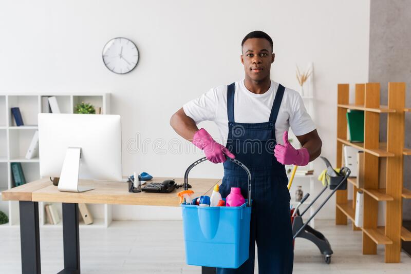 CityMastersCon2's tweet photo. We need A Male Cleaner at VGC Lagos in a Big Hotel. Salary is #45,000. Must be Experience. Call or Whatsapp 07038333112 OR Visit us Road 7 Ikota School Bustop Lekki-Ajah Lagos. https://t.co/TNEalwx8UN
