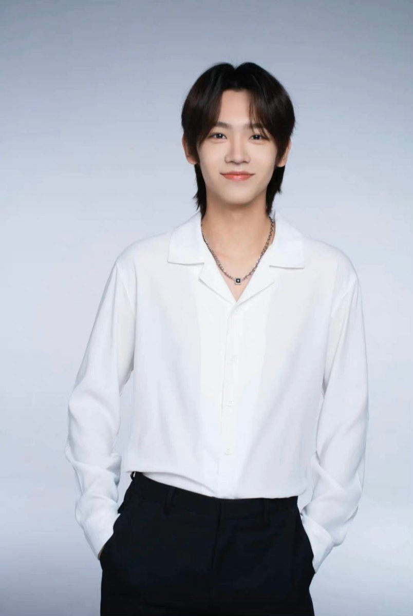 butler zhang siyuan 💖 on Twitter "Vote for Zhang Shuaibo on boys