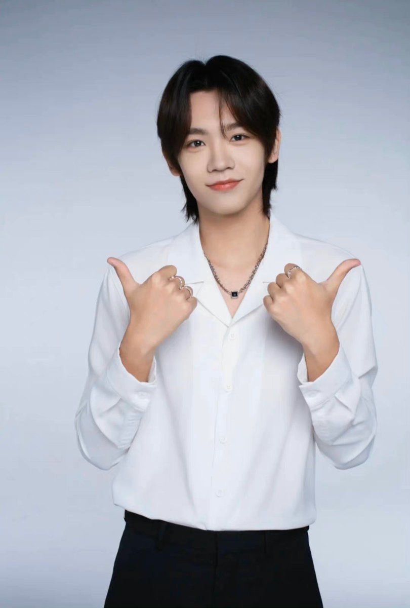 butler zhang siyuan 💖 on Twitter "Vote for Zhang Shuaibo on boys