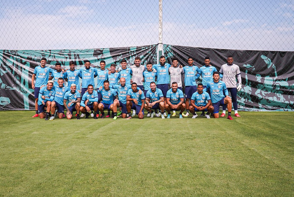 10 de fevereiro, Dia do Atleta Profissional! 🇳🇬

O Coxa parabeniza os nossos atletas profissionais e agradece por toda a garra e dedicação em vestir o manto alviverde. Juntos fazemos parte da história do Coritiba e vamos torná-la ainda mais gloriosa! 💚⚽