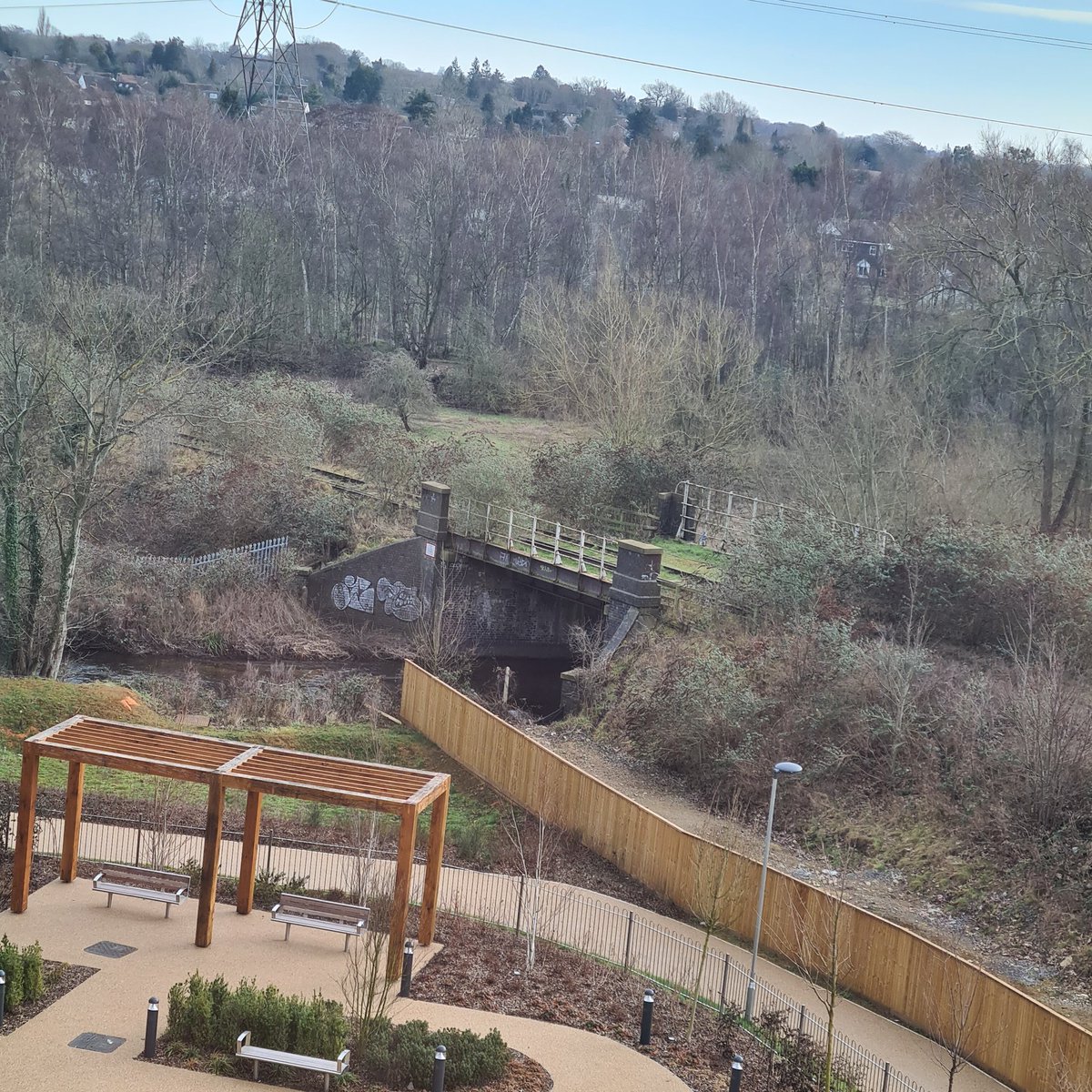 BillyJeffs's tweet photo. @geofftech Some views of the watford to croxley line from the new flats built along the route! https://t.co/DY0bwW2SgO