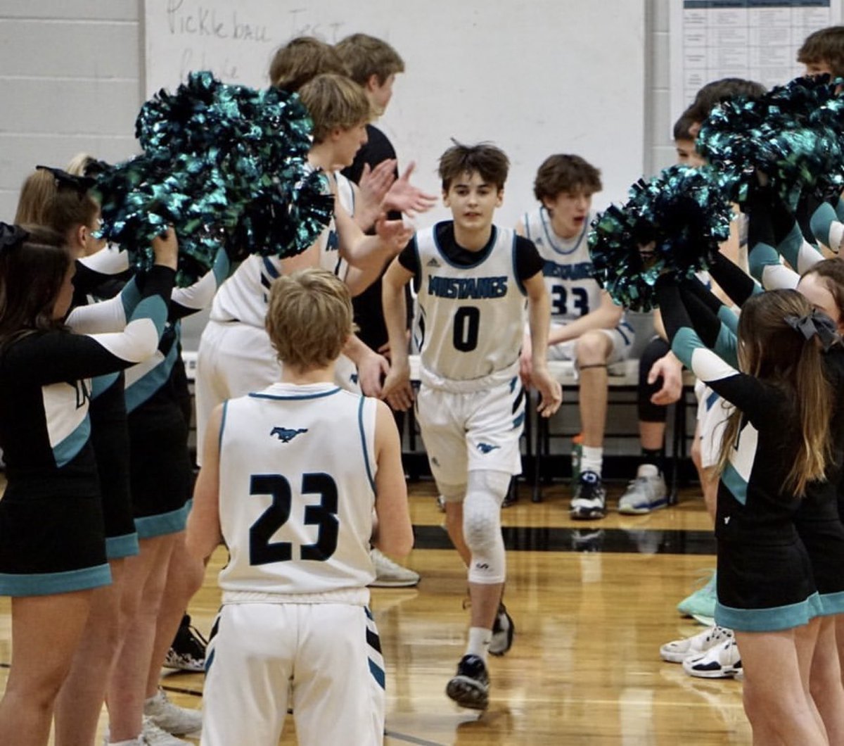 headbandbros's tweet photo. Loving basketball right now! Let’s go @nohs_basketball 🏀

#YouthBasketball #AustinSears https://t.co/9TfL5WcGHn