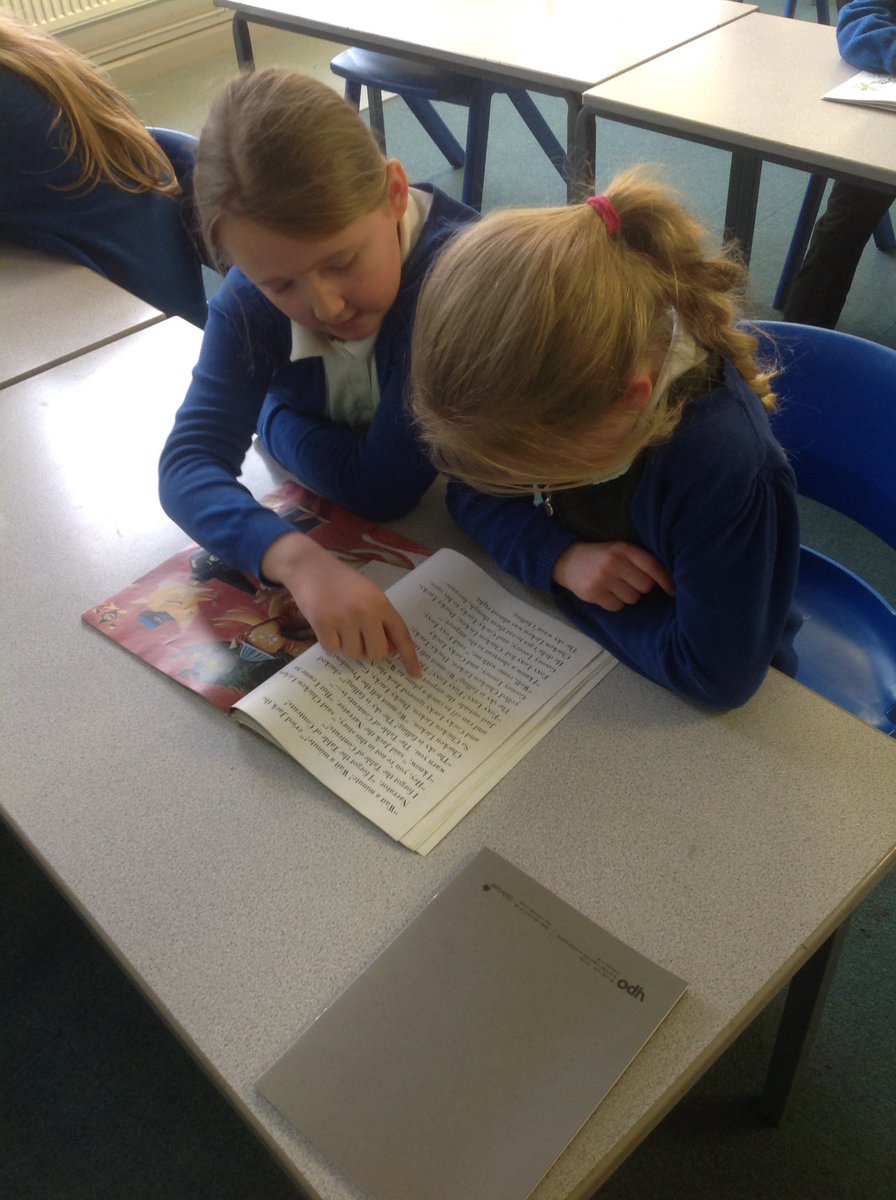 MrNeilsonAPS's tweet photo. Year One celebrated our love of reading with another mystery reader and a visit to our Year Four reading buddies! 📖👍📚 https://t.co/kdjJiHTeBX