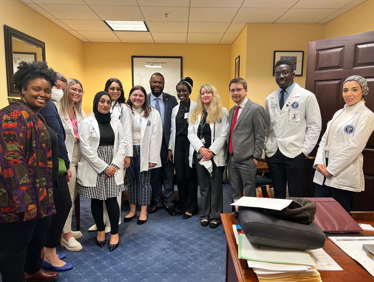 NotreDameofMD's tweet photo. A large group of pharmacy students were in Annapolis yesterday to advocate for their profession on Maryland Pharmacy Coalition Legislative Day! NDMU's future pharmacists met with legislators and vocalized their support for pharmacy-related bills under consideration.  #NDMUProud https://t.co/f835s3cWfS