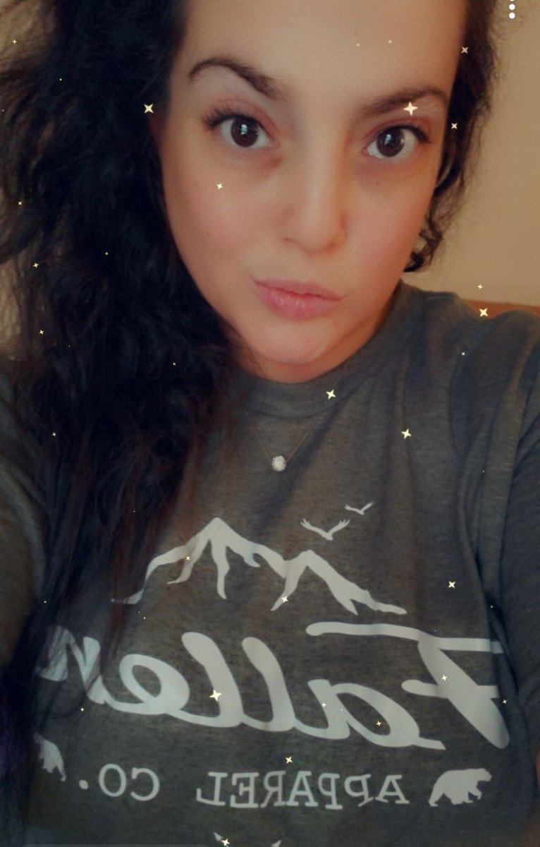 frequency__444's tweet image. Happy Friday @sexysoultribe @StevesLoveTarot beautiful souls...sending you love and light, frizzzy curls and inspiration 💋💕❤️
Where&apos;s my #soultribe at?!?!