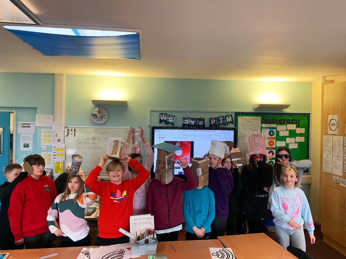 PrestonTowerPS's tweet image. The final #CMHWTasking as part of @TaskmasterEdu #childrensmentalheakthweek - make your own hat! Some interesting and wonderful headwear on show in P7M. We have loved participating in the tasks this week and, most importantly, connecting through them!🤠🎩