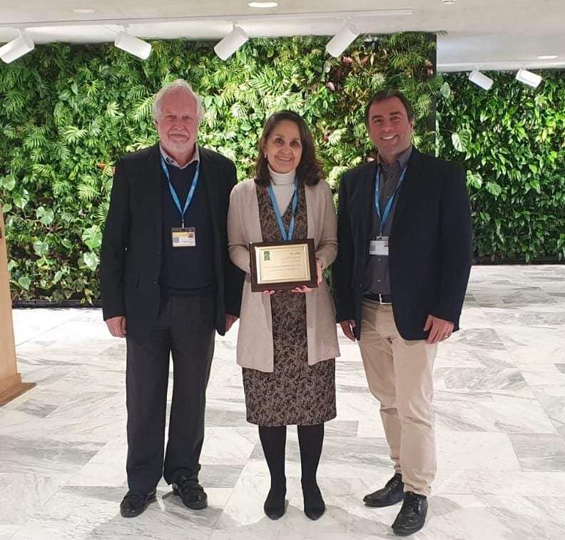 ABSPIE Lab (@abspielab) on Twitter photo The #abspieLab 's <a href="/PecchiaLeandro/">Leandro Pecchia</a> presents the prestigious <a href="/IFMBE_HTAD/">IFMBE_HTAD</a> Health Technology Assessment Division #award to Adriana Velazquez Berumen
bit.ly/3xeg5Iu
#clinicalengineering #hta #covid19 #who #health #medicalengineering #ifmbe The #abspieLab 's <a href="/PecchiaLeandro/">Leandro Pecchia</a> presents the prestigious <a href="/IFMBE_HTAD/">IFMBE_HTAD</a> Health Technology Assessment Division #award to Adriana Velazquez Berumen
bit.ly/3xeg5Iu
#clinicalengineering #hta #covid19 #who #health #medicalengineering #ifmbe