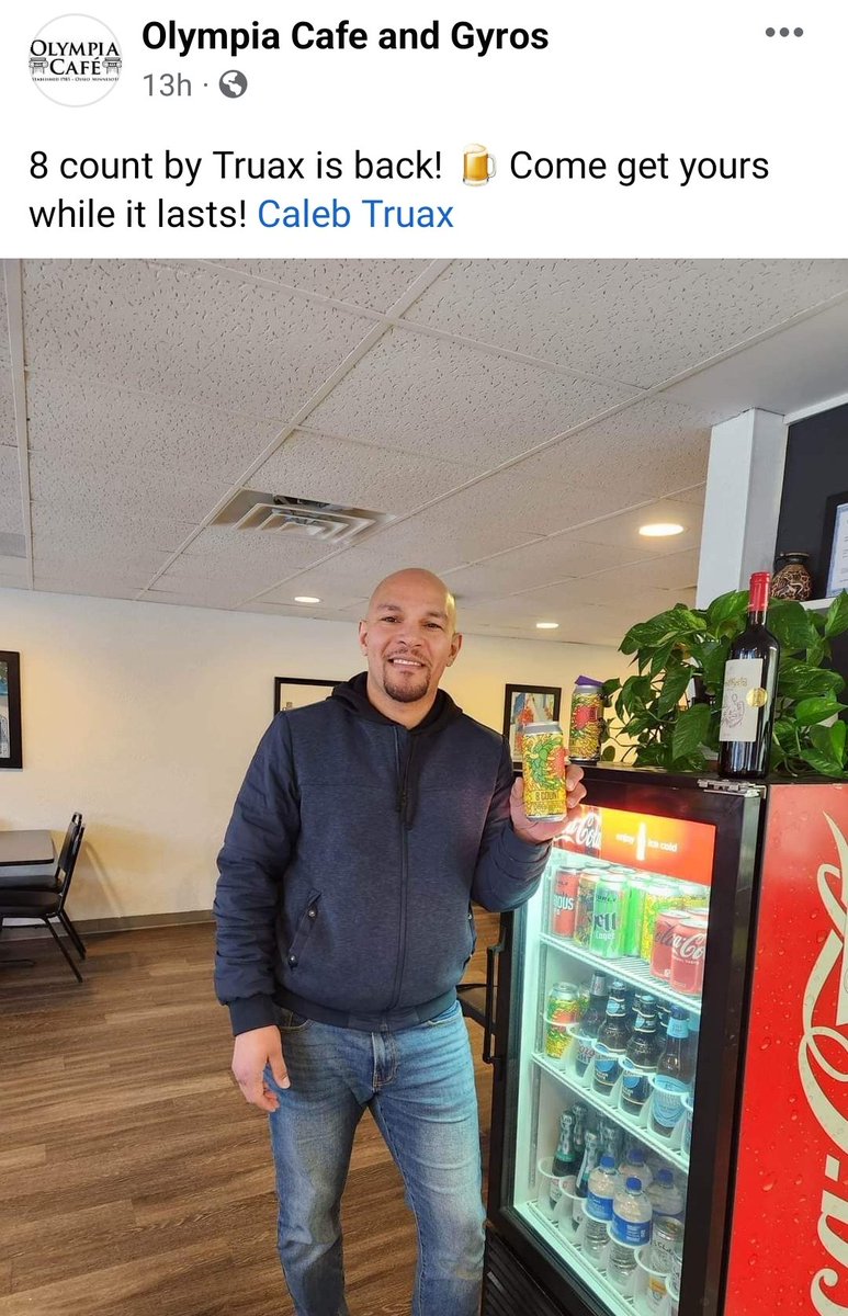 GoldenCalebT's tweet image. #8Count is BACK at my favorite joint in @CityofOsseo! Stop by Olympia Cafe &amp;amp; Gyros for a cold one and a "Caleb Gyro!" 🍻🥙🥊