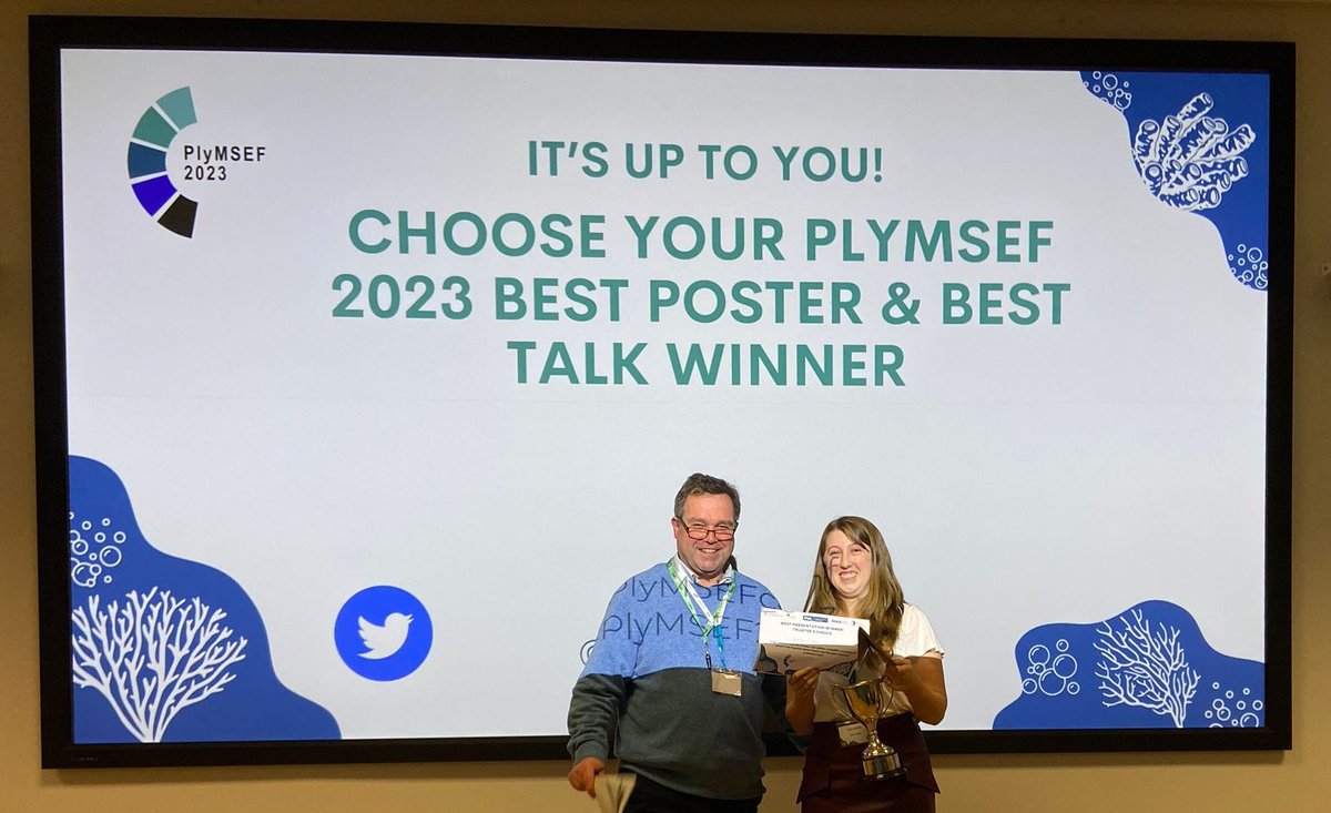 Last but by no means least! Trustees awards for runner up and winner of the category: #PlyMSEF2023 Best Presentation 🏆 Runner up was awarded to Ellie Murphy 🥈 First place was awarded to @EmilyCoo_Marine 🏆🥇