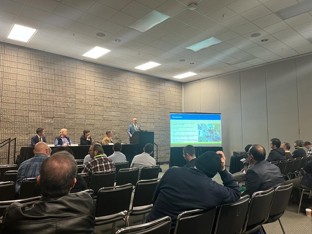 This week, our team was at the #ASHRAE Winter Conference, presenting on smart local energy systems and their potential to #decarbonise cities globally ♻️🌇

We also shared some of our #wasteheat research on the UK potential for reusing heat from #transformers⚡️ and #wastewater🚿