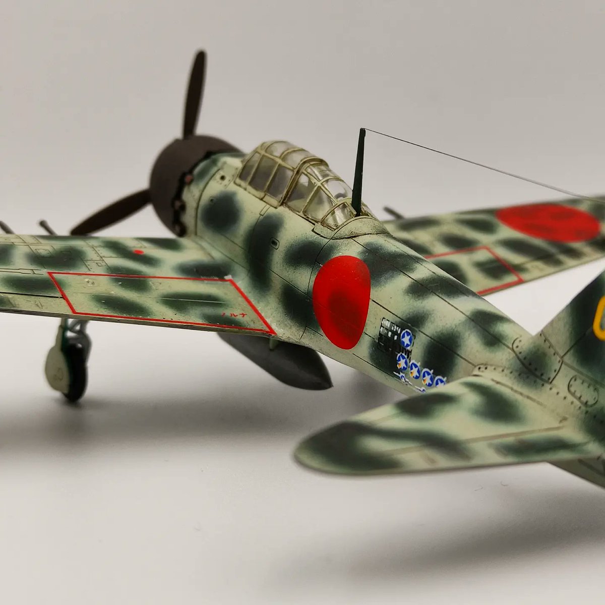 PizzaOnDaRoof's tweet image. #academymodels Mitsubishi Zero 1/72