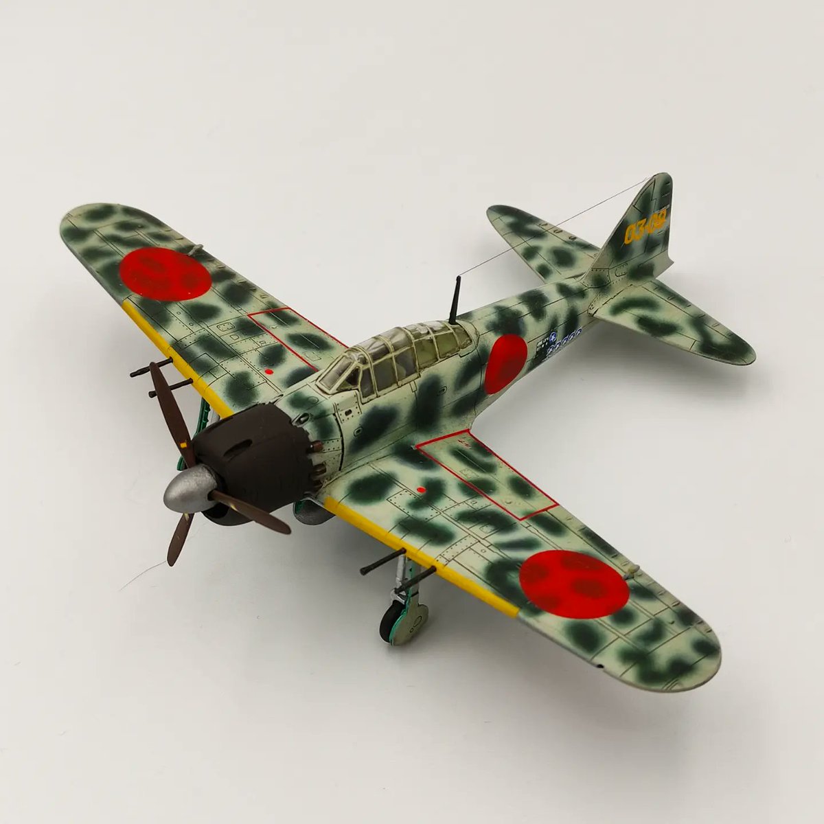 PizzaOnDaRoof's tweet image. #academymodels Mitsubishi Zero 1/72
