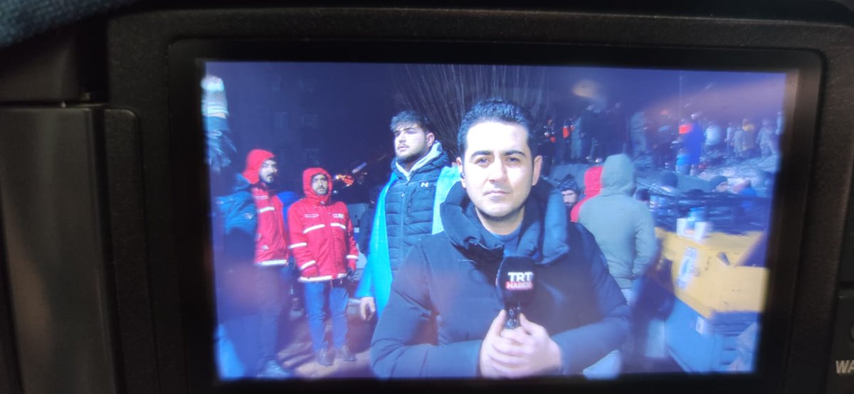 10.02.2023 tarihli sosyal medya paylaşımına ilişkin basın açıklaması ektedir. 

Depremin gerçekleştiği ilk andan itibaren sahada ekiplerimiz canla başla çalışıyor.

Lütfen ekiplerimizin çalışmalarını yalan ve dezenformasyonla gölgelemeyin, önceliğimizin ne olduğunu unutmayın.