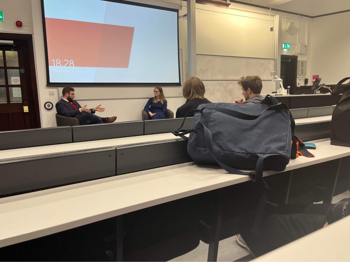 BristolUniCons's tweet photo. A big thank you for @J_Scott_95 for coming down to #Bristol for your event last night. Was very topic for an event about a conservative future for universities to fall on a #stike day. 

🇬🇧 🇬🇧 https://t.co/eJUtBlmZG8