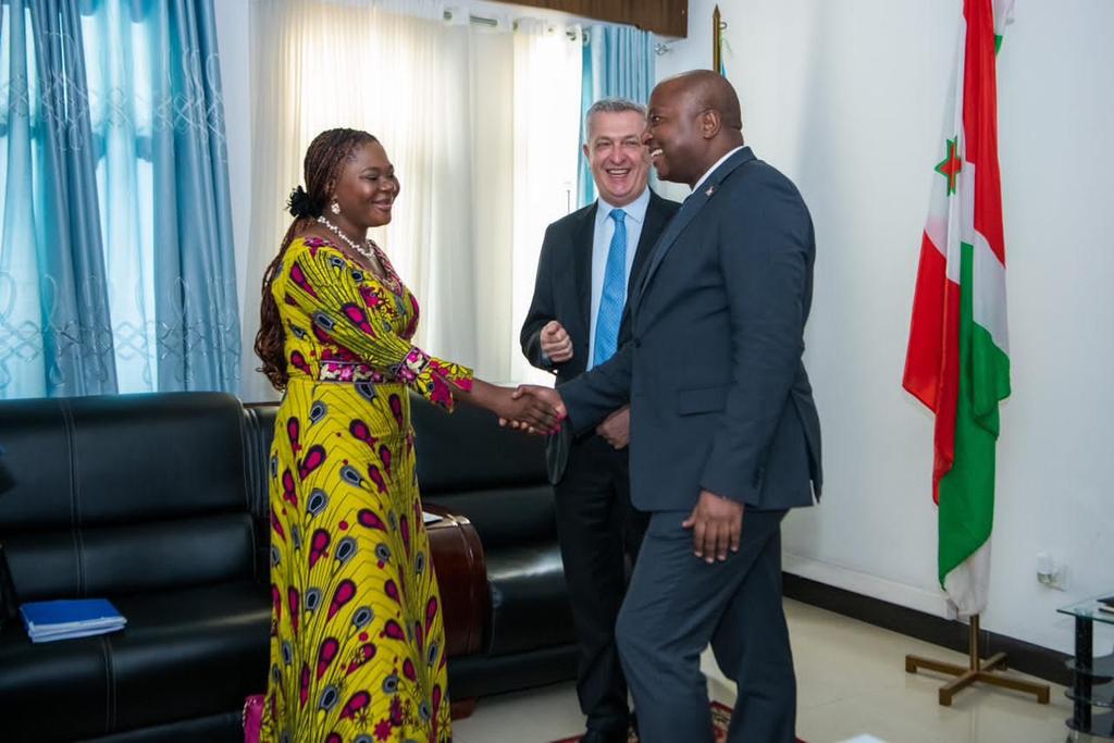 brigitteeno2000's tweet photo. #UNHCR High Commissioner #FilippoGrandi who visited #Burundi this week called for more support from development stakeholders to #Burundian returnees for a sustainable repatriation and reintegration back home. https://t.co/cqfYwxB3fY