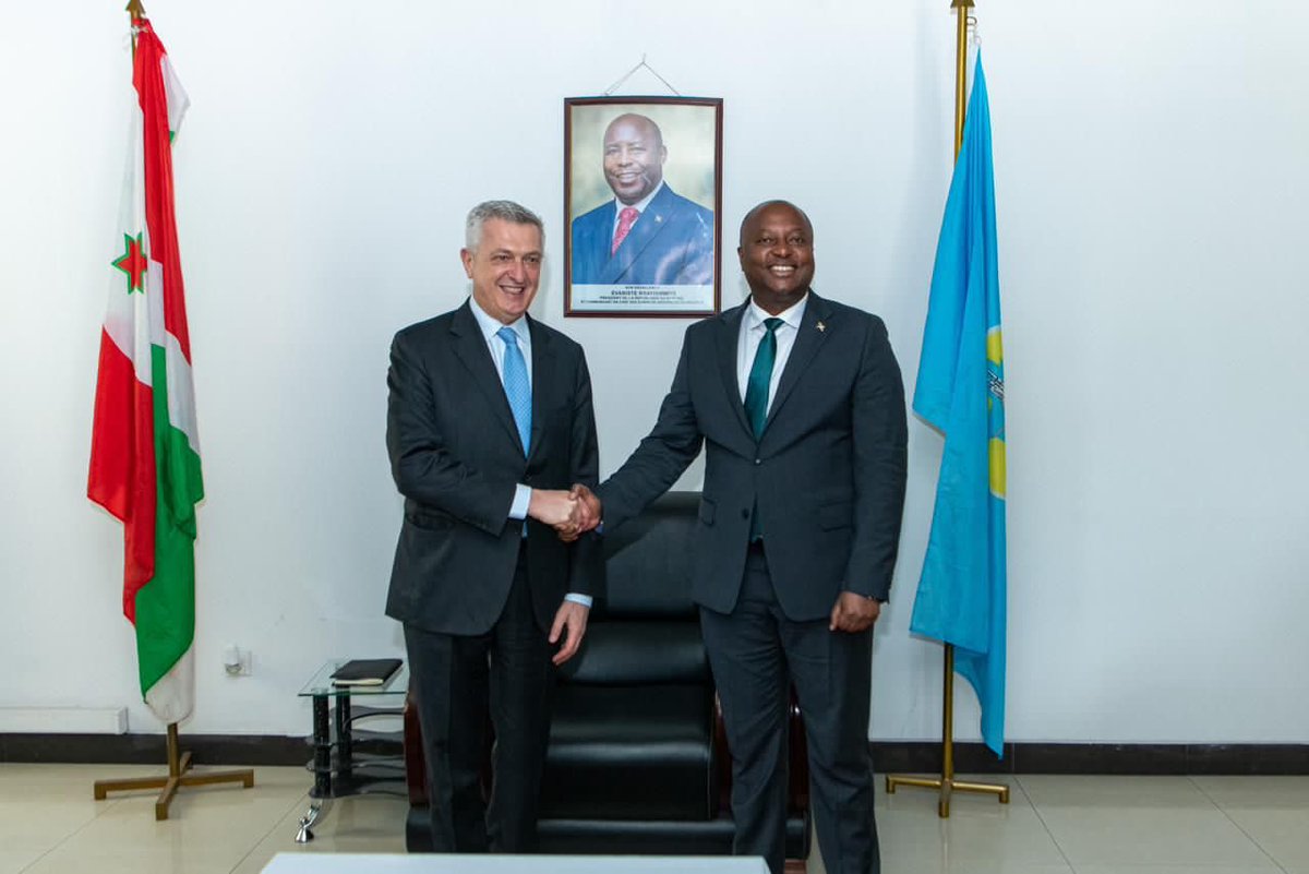 brigitteeno2000's tweet photo. #UNHCR High Commissioner #FilippoGrandi who visited #Burundi this week called for more support from development stakeholders to #Burundian returnees for a sustainable repatriation and reintegration back home. https://t.co/cqfYwxB3fY