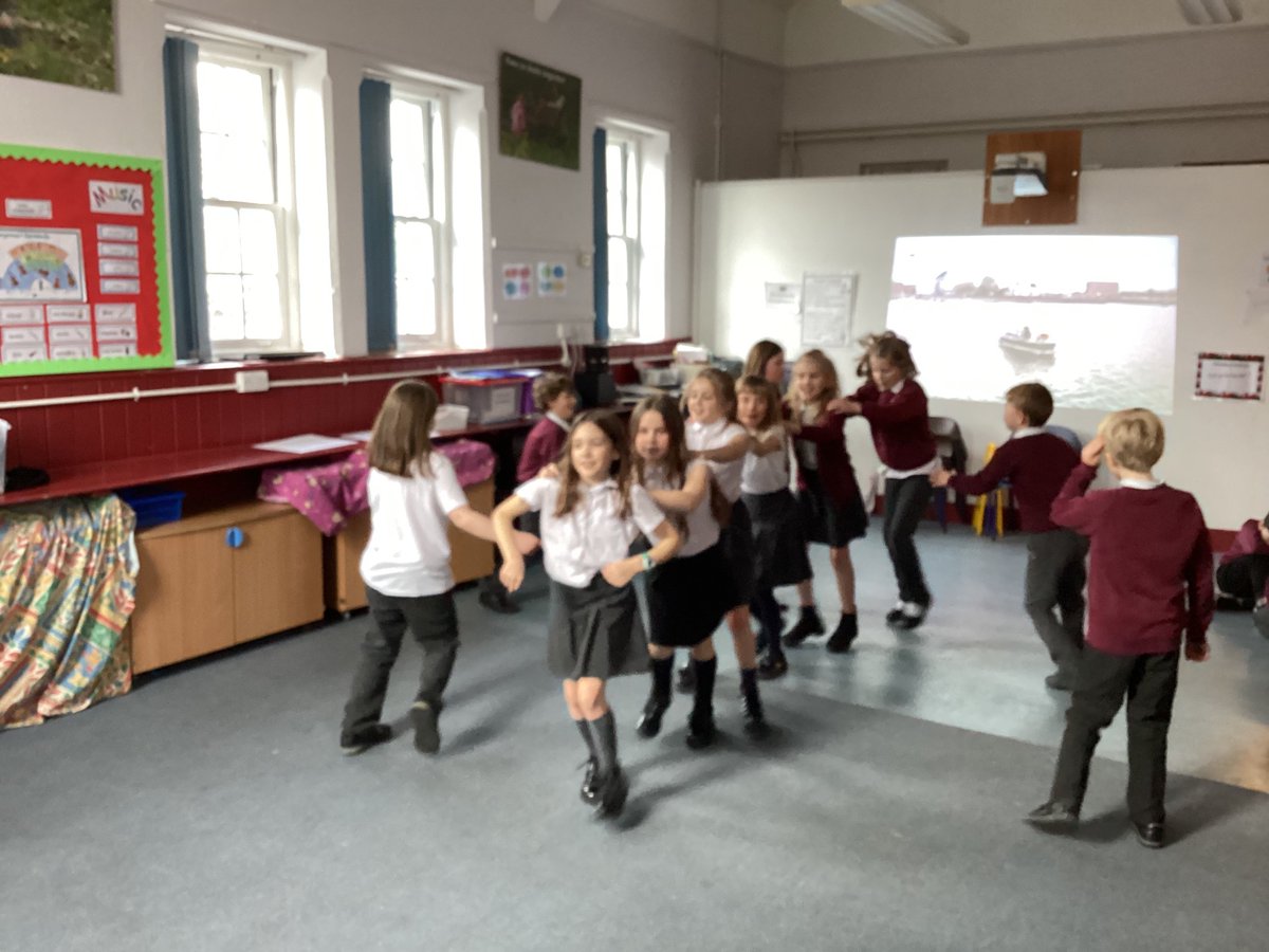 Blwyddyn 3 a 4 enjoyed dancing to songs by Welsh artists for #DyddMiwsigCymru