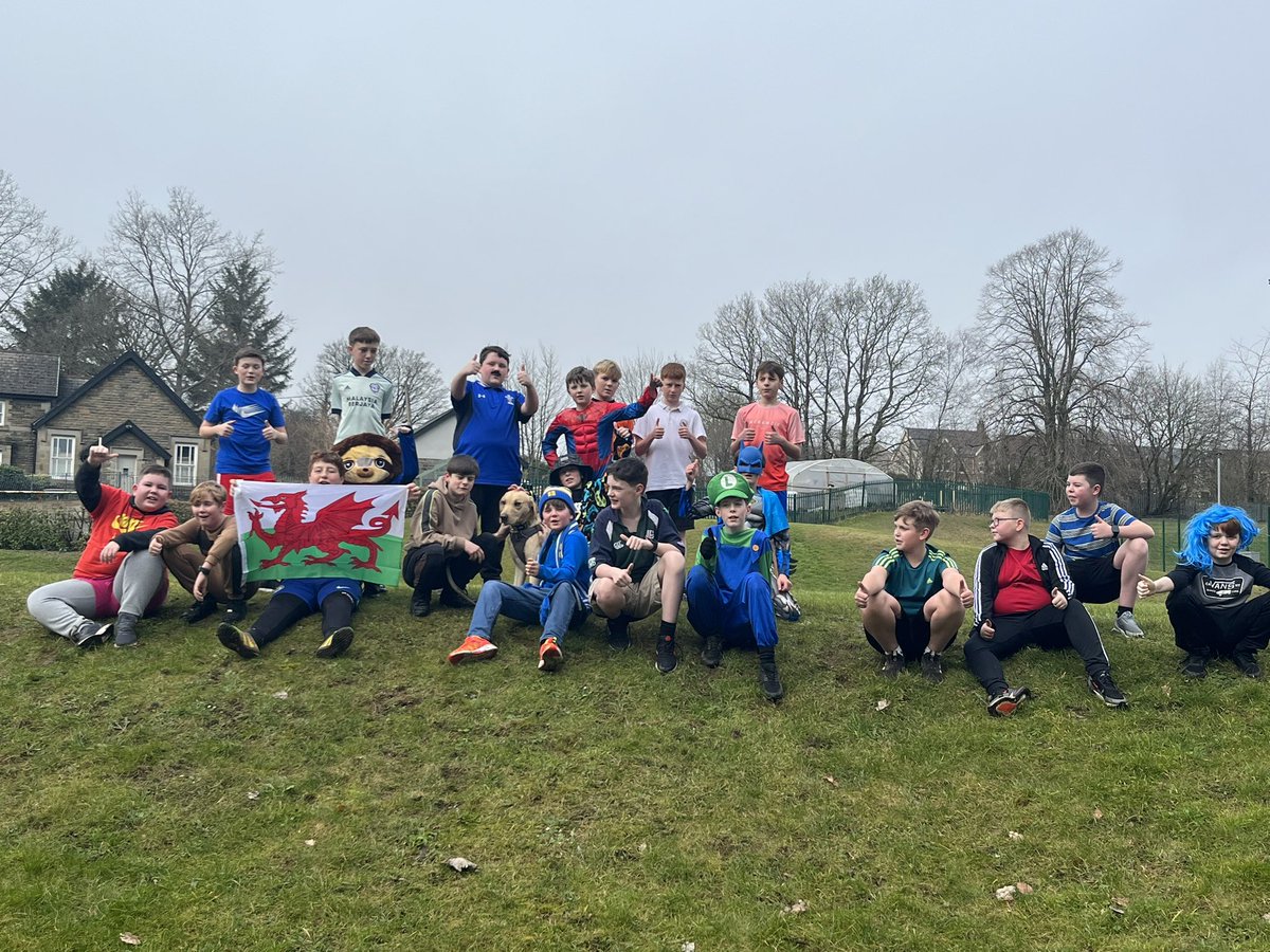 missjames_lsp's tweet photo. What an amazing class I have! 7E you’ve done yourselves proud today! You’re a credit to your parents and our school. The boys raised over £300 doing a 3km Fun Run for their chosen charity ‘Cancer Aid Merthyr Tydfil.’ 🦋 🏃 Even Aled joined in 🐶 @LSP_Headteacher @FirstGiveUK 👏👏 https://t.co/KlSgdZddo7