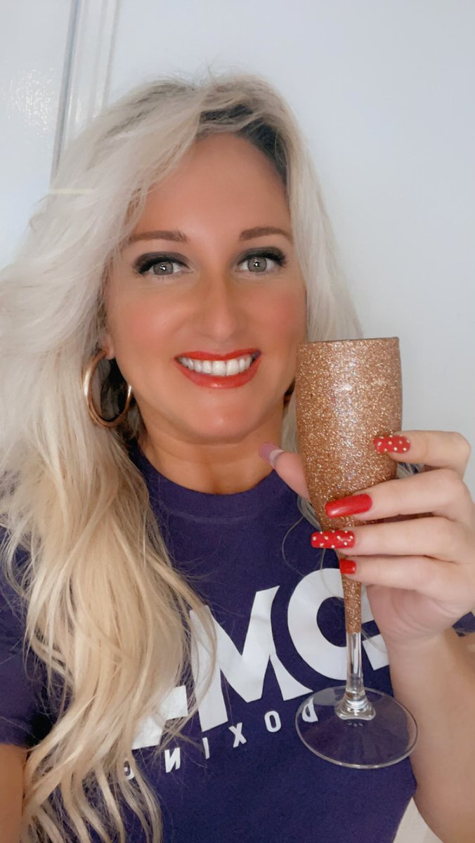 Martine 🥊 tweet media