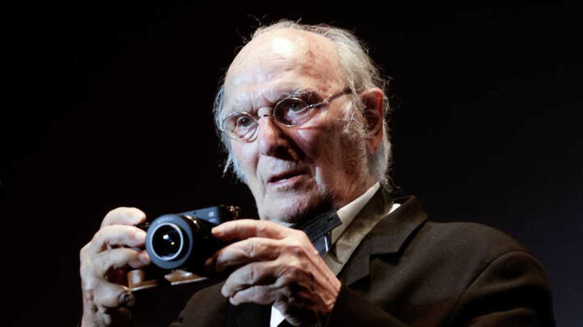 radio3_rne's tweet photo. Ha muerto Carlos Saura a los 91 años https://t.co/FJrWf9sQrT https://t.co/bPQohf7jBA