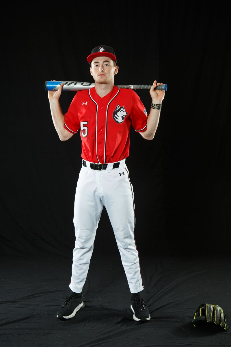 GoNUbaseball's tweet photo. We'll be taking it easy on the wings and dip, tonight - we've got a game in a few days.
Five, to be exact 😬
#HowlinHuskies #NCAABaseball #CollegeBaseballCountdown https://t.co/65AHkhyNrq