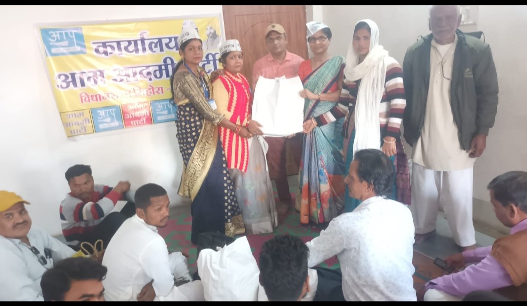 brajesh_cbk56's tweet photo. @AAPJabalpur में सदस्यता अभियान के तहत #सिहोरा_विधानसभा में सेंट्रल टीम द्वारा सदस्यता अभियान किट का वितरण किया गया।
@AAPMPOfficial
@AamAadmiParty @SandeepPathak04
@JoonBhupinder
#AAPMemberShipDrive https://t.co/rdRQCglaeT