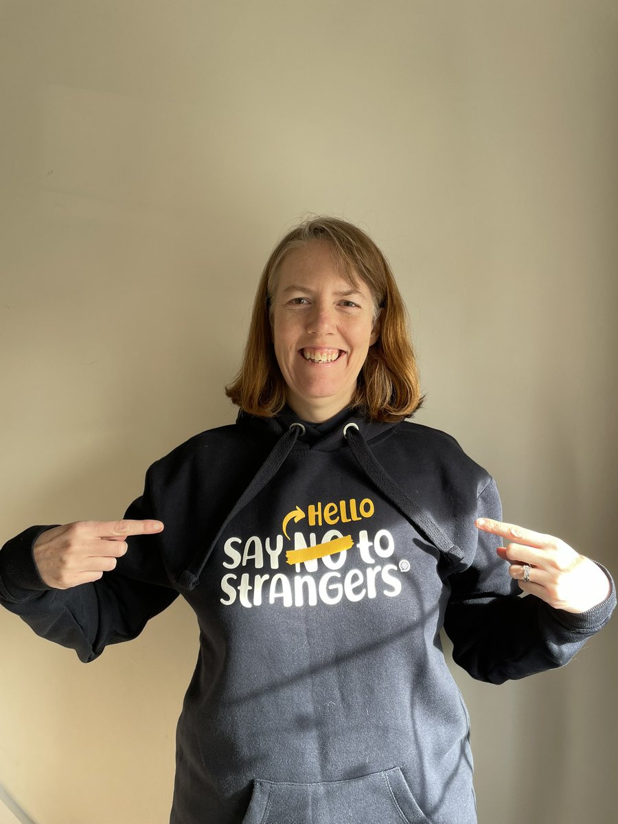 GillianSocial's tweet image. I had the best surprise waiting for me in the mailroom today: this fabulous jumper, courtesy of @CommunityWaffle. I look forward to seeing what convos it sparks…Thanks so much Matt! #waffleon #Talking2Strangers