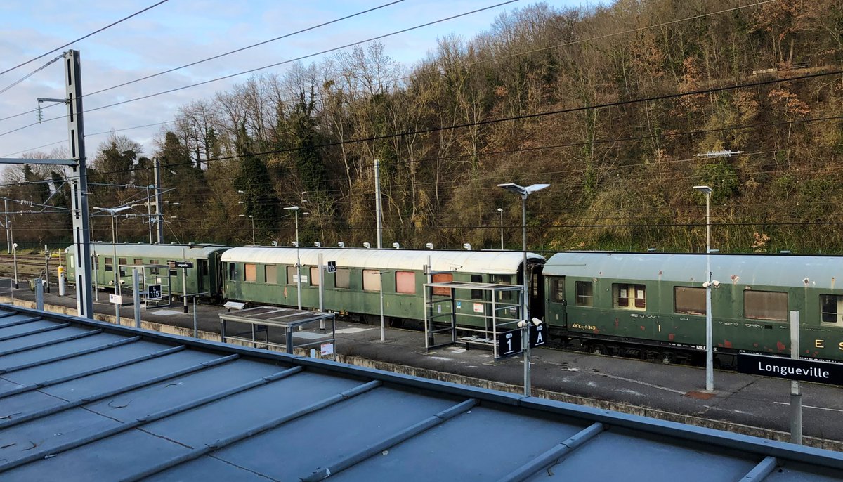 SmileyTrains's tweet image. Tiens !, du matériel historique qui revient de promenade chez @ajecta_asso ! 
#Pullmann #Ajecta