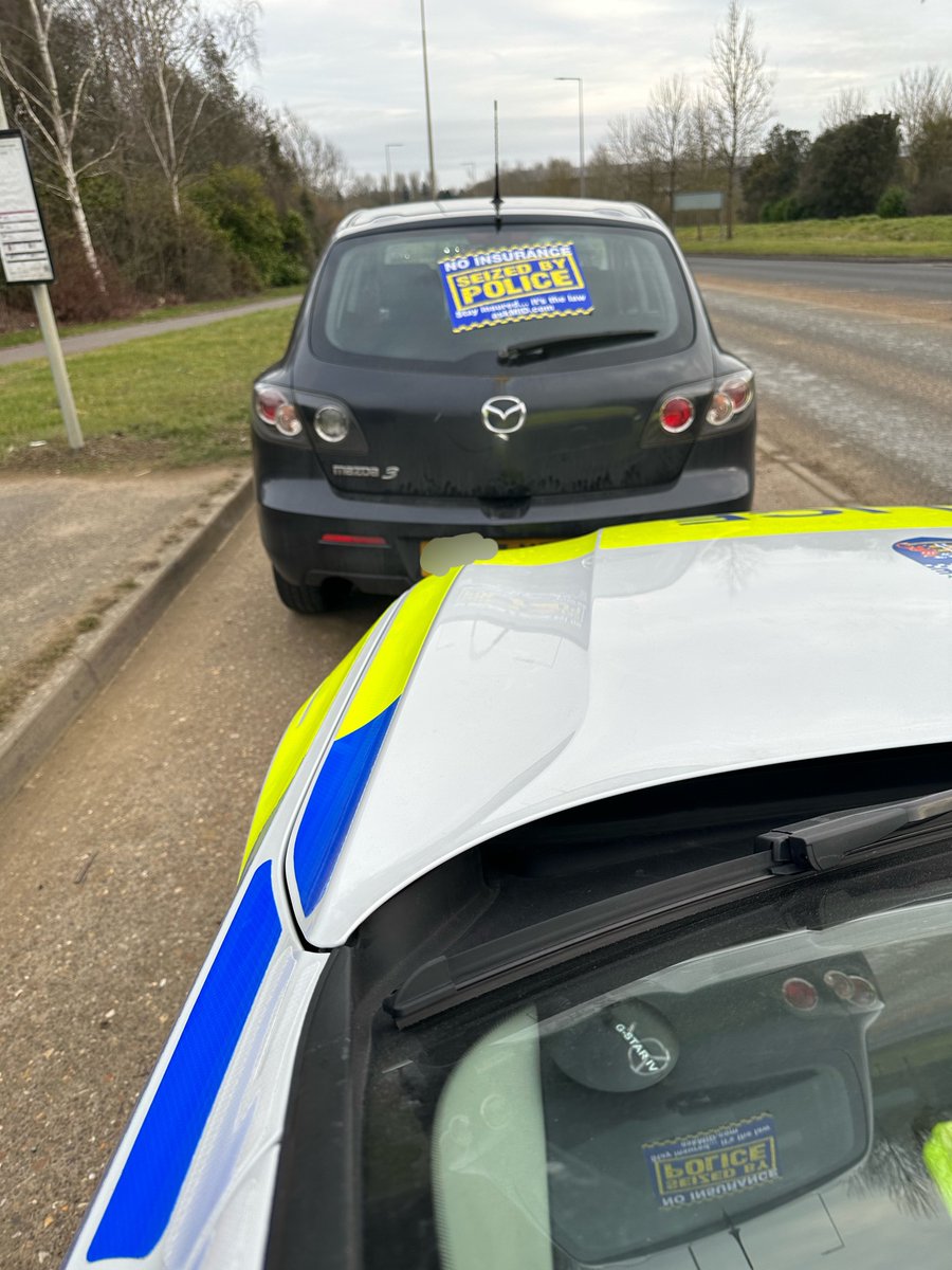 tvprp's tweet photo. A stop check of this car travelling out of Bletchley this afternoon revealed a full house!
❌ Insurance 
❌ MOT expired July 2021!
❌ Notified off road

Driver reported for all offences and 🚗 seized.
#itsnotworththerisk #P5839 #P3691 #TPBShift @driveinsured #walkofshame https://t.co/JcSg30VA6l