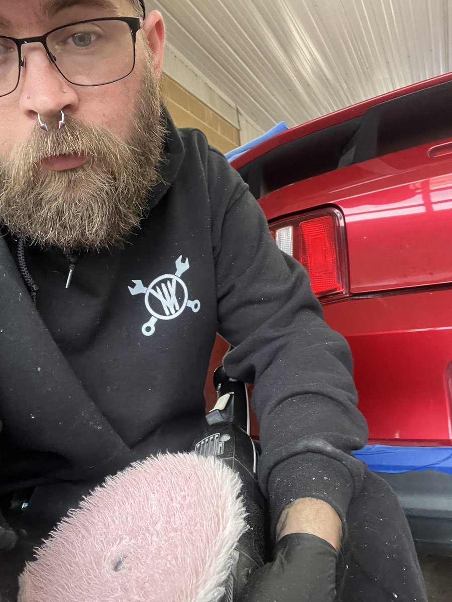 staygoldboggs's tweet photo. Just out here doing the lords work repping @FiveThreeSupply @EvanShanks @victoriashanks_ #fivethreesupply #detailing #heavycut https://t.co/PWhR0cKd3L