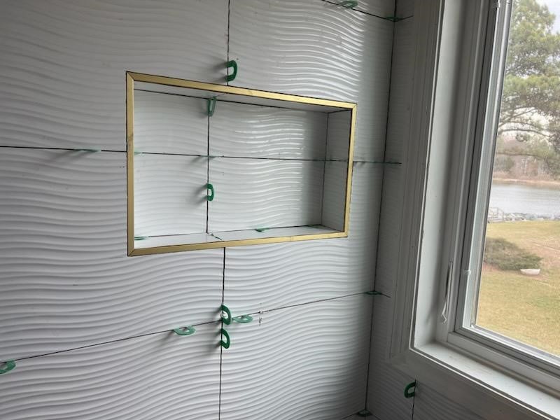 FBrenovations's tweet photo. The natural light hitting this niche is just beautiful. 

#bathroomdesign #bathroomdecor #bathroomrenovation #shower #tile #firebellyeffect #building #interior #house #homedesign #house #generalcontractor #alexandriava #fairfaxva #arlingtonva #washingtondc #dmv #northernvirginia https://t.co/cQKZRFOedB
