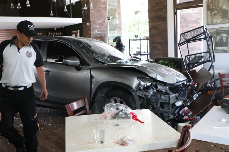 soy_502's tweet photo. 🚨ACCIDENTE EN EL NARANJO ⎮ Estos son los delitos (y la pena) que enfrentarán las capturadas

La PNC solicitó practicarles pruebas de alcoholemia a ambas, que en caso de ser positiva, agravaría la condena.

Aquí te lo explicamos: https://t.co/o4aYptak6y https://t.co/WJSnqzo0IO