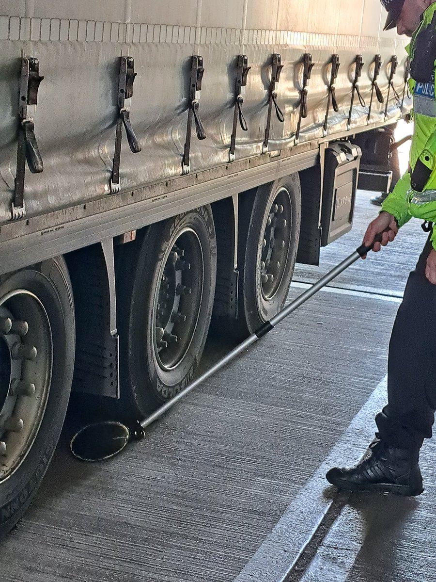 Today our Specially Trained Officers completed vehicle checks as part of #ProjectServator checking vehicles as they travelled through the Port. Keeping our customers, staff & local community safe. DS #PortofDoverPolice #TogetherWevegotitcovered