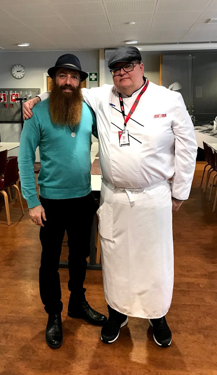 Foods made by students are sold to normal customers...

Happy he had tried Persian cuisine at Riveria...

#wastemanagement #foodsafety #FinestFuture #FinlandQ