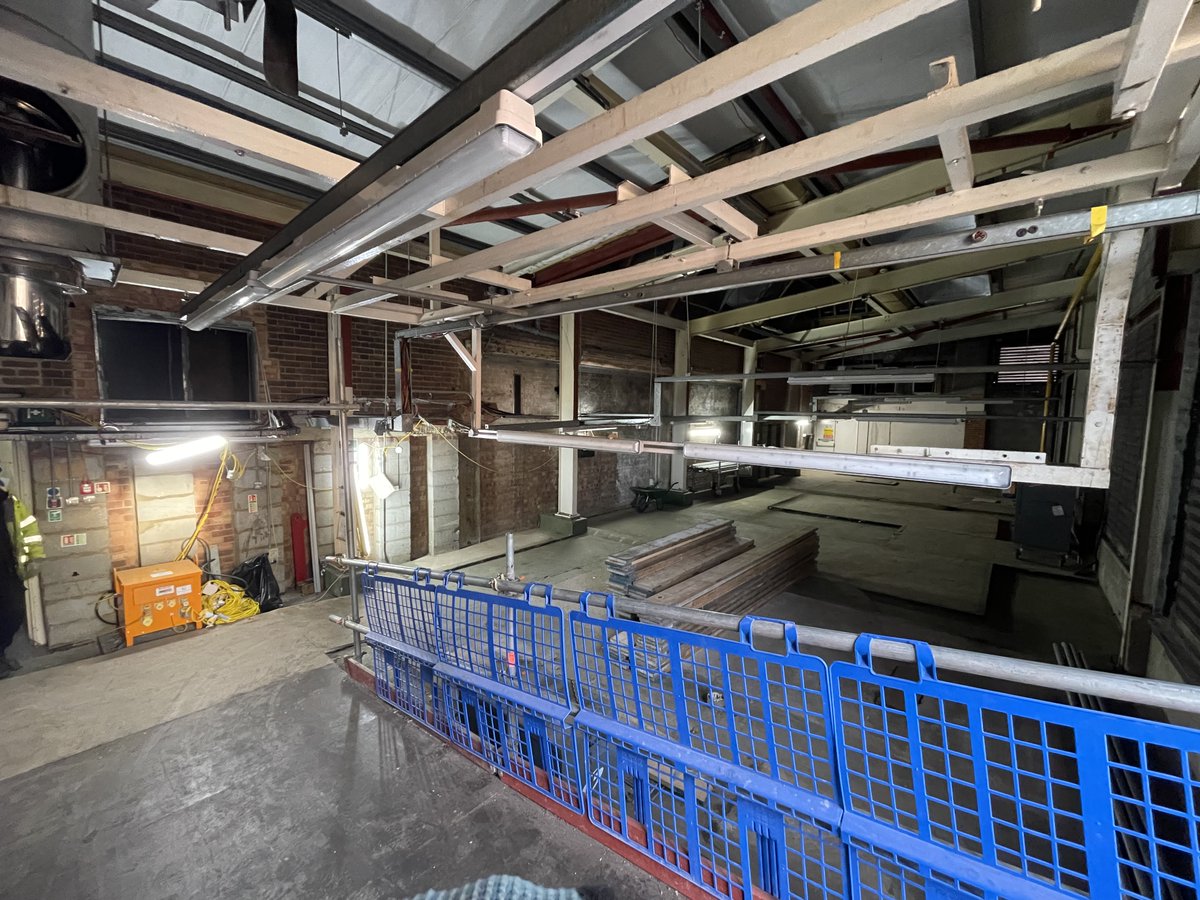 The KpH Environmental team have completed Phase 2 at Watford Town Hall &amp; Colosseum. 

Fantastic, clean and tidy job by all the team and completed on time for the client, Brith Services Ltd.

#electrical #mechanical #team #project #job #plantremoval #plantroom