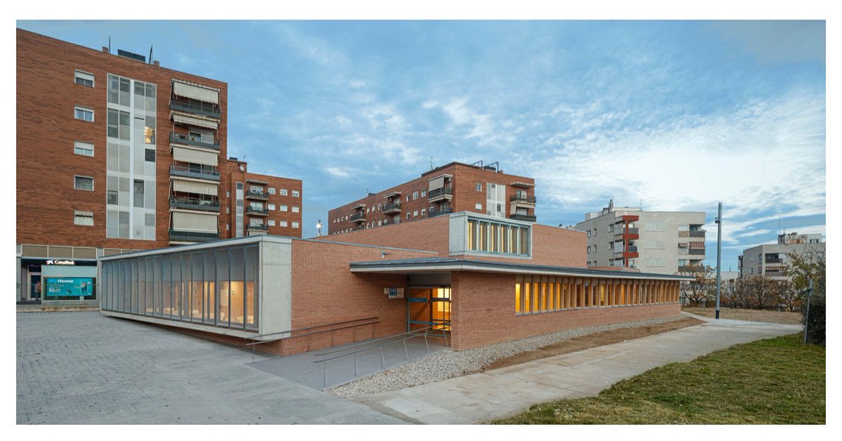 annapont tweet media