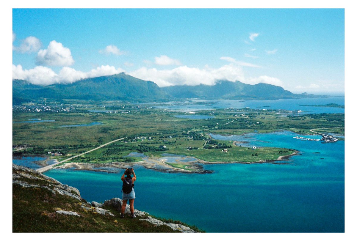 AlfonshoAndres's tweet photo. Norway on 35mm https://t.co/AqxIXjNnDS