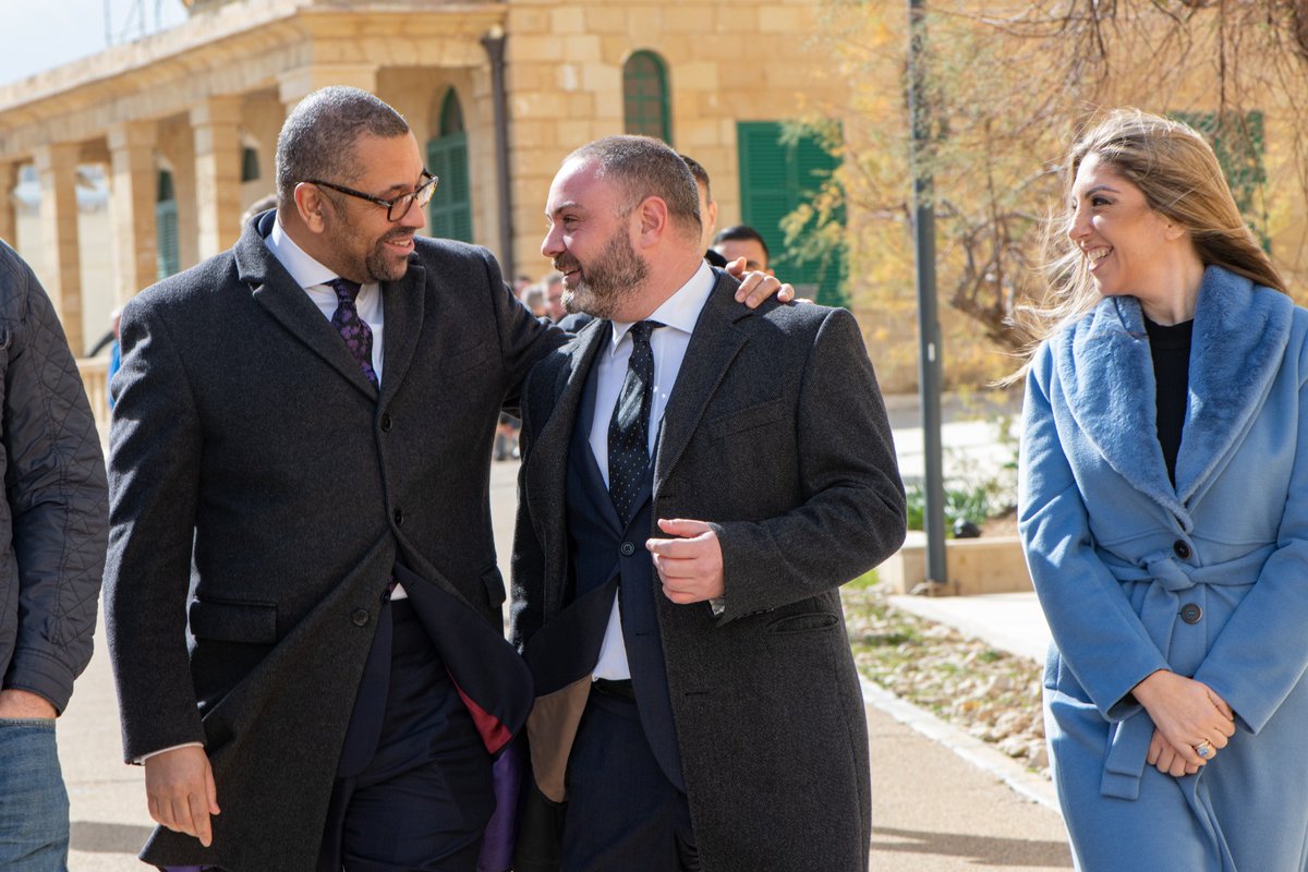 Malta and the UK are a special team.  Today I really enjoyed showing <a href="/JamesCleverly/">James Cleverly🇬🇧</a> around at #FortStElmo where we reflected about our common past. But "Malta and the UK" is also about the exciting future we can create by keeping collaborating and working together. 🇲🇹 🇬🇧