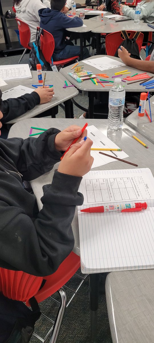 kloneal2's tweet image. Love when a T uses a curriculum container activity to drive the learning. #kleinmath