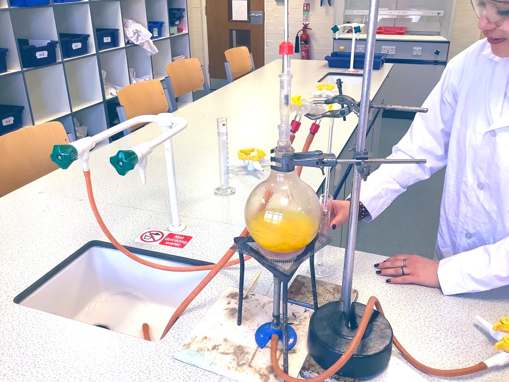 NGHS_Chem's tweet photo. Ending a busy half term with the extraction of limonene from orange peel! We’ve been enjoying the citrus fragrances 🍊🍋🤗 @NottmGirlsHigh https://t.co/hwhQFGnRBH
