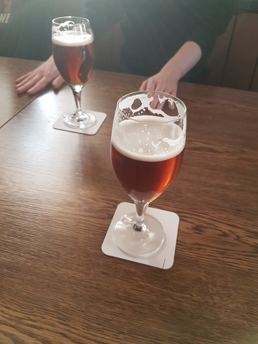 Das erstes mal seit Pandemie wieder Bockbierfest in der Heimat...
Mit lecker Würzfleisch, Mett, Wellfleisch und natürlich...Bockbier