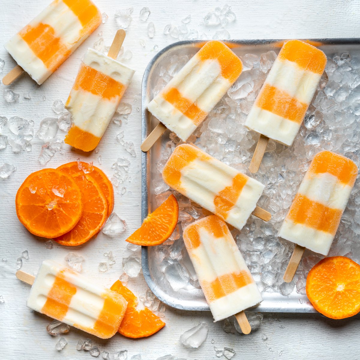 Ice lollies are an effortless and refreshing summer snack. Why not try layer ClemenGold mandarin yoghurt and ClemenGold juice for the ultimate lolly! 

#CitrusRecipes #MandarinRecipes #MandarinRecipe #SnackRecipe #DessertRecipe #CitrusDessertRecipe #MandarinIngredient