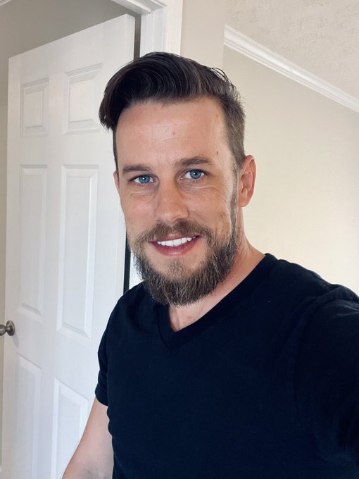 So not many of y&rsquo;all know this but I have had teeth issues all my life and fought every day with pain