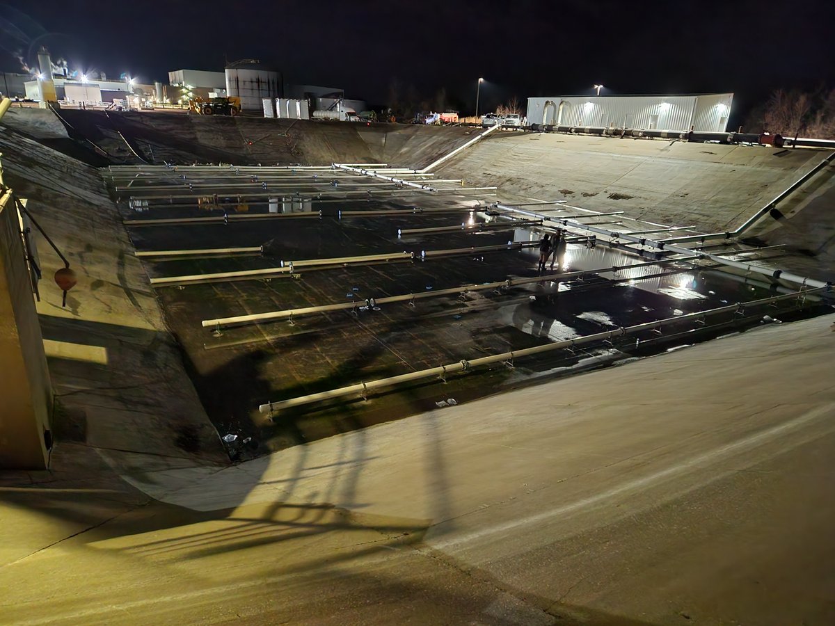 ediwastewater's tweet photo. This #FinishedProjectFriday features ConAgra's WWTP in Fort Madison, IA. EDI's #SiteWorks installed over 600 #FlexAirPro MiniPanel diffuser units! It has been great working with Ryan Daly and his team to help them coordinate installation to keep their facility running! https://t.co/MoGdPYMCPf