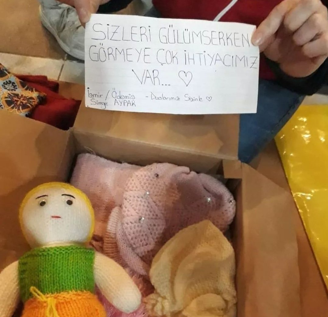 Ülkenin yürekli evlatları #depremzede #GünDayanışmaGünü